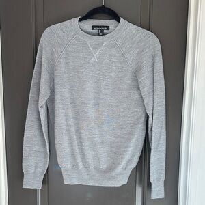 Classic Crewneck Gray Sweater 100% extra fine merino wool